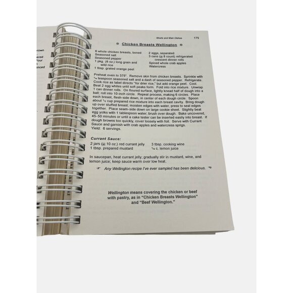 1994 KUB's Christmas Kitchens Remembered Spiral-Bound Cookbook Knoxville TN - Picture 7 of 8